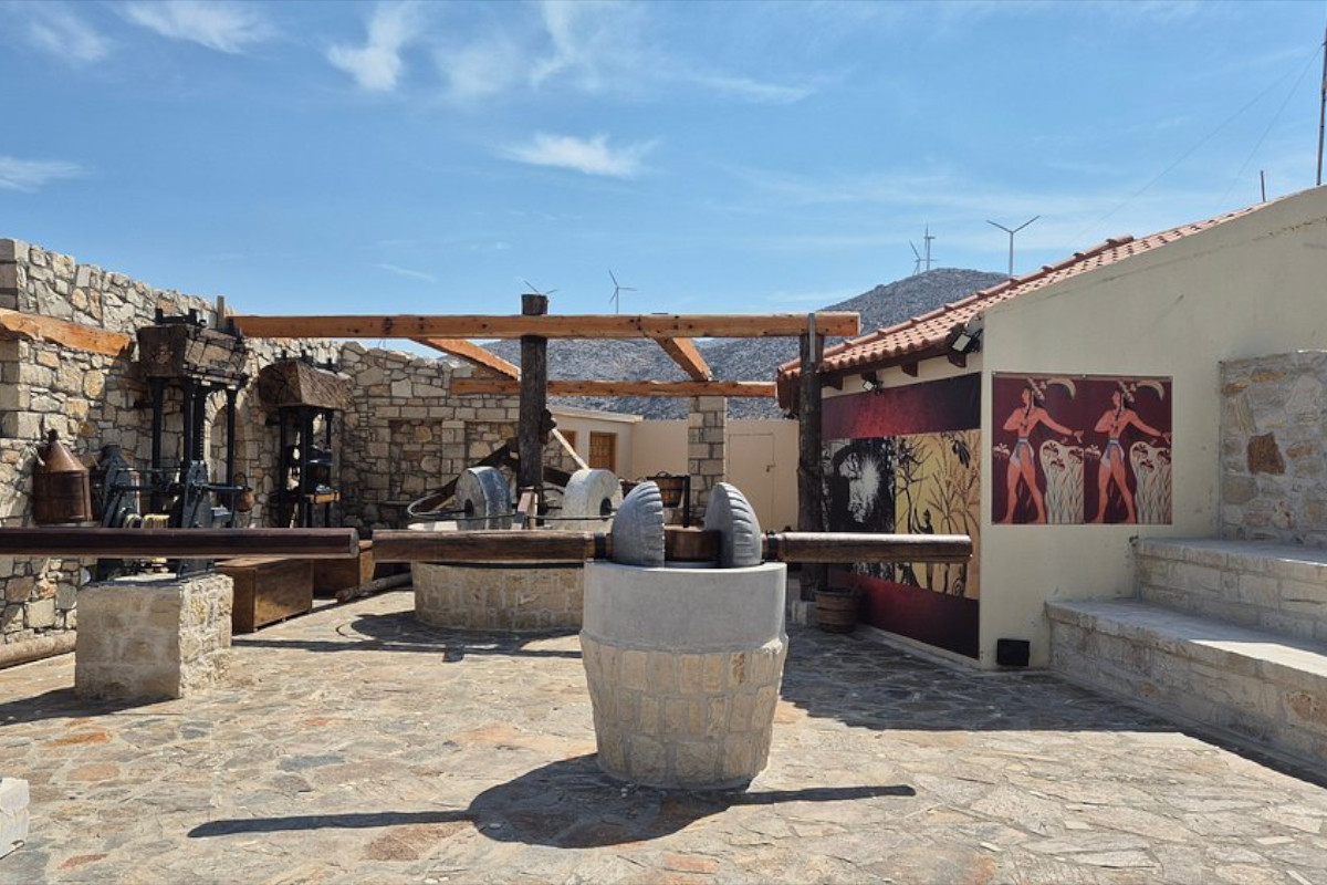 Museum für Olivenbaum und Öl Striligkas