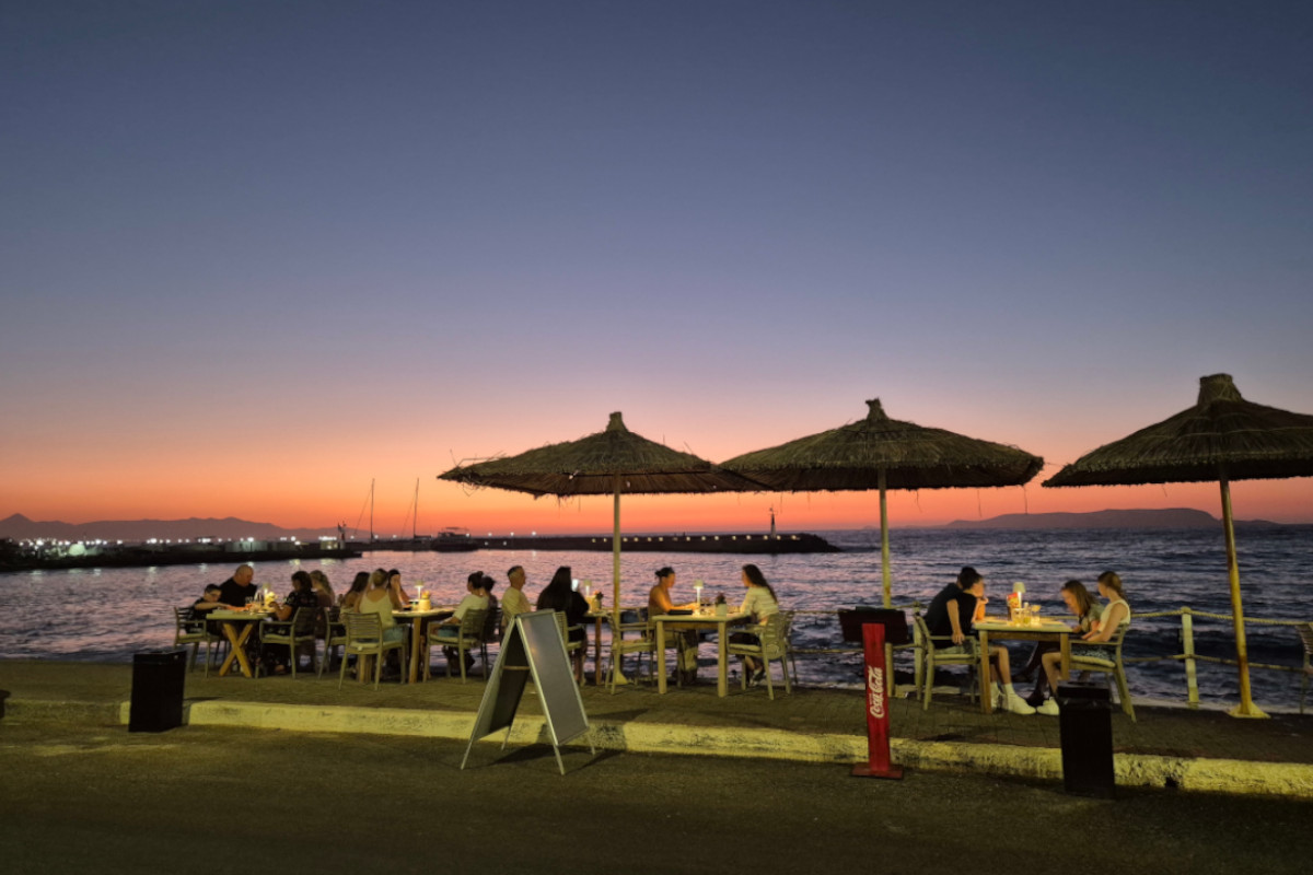 Sailing All Day Restaurant