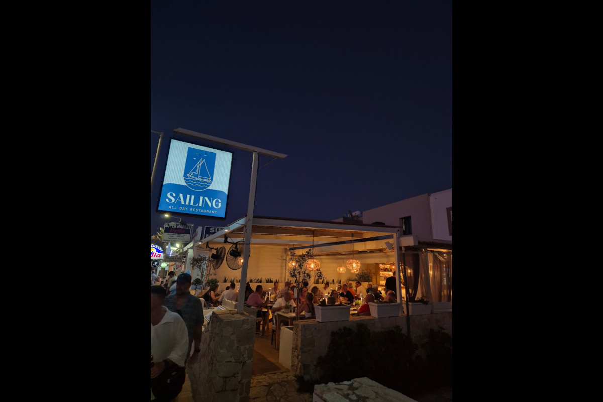 Sailing All Day Restaurant