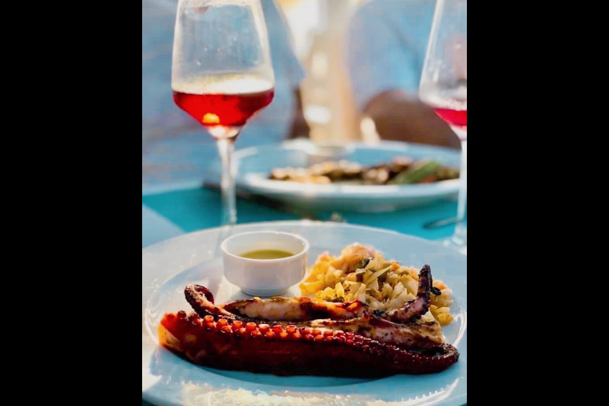 Paraplous Restaurant