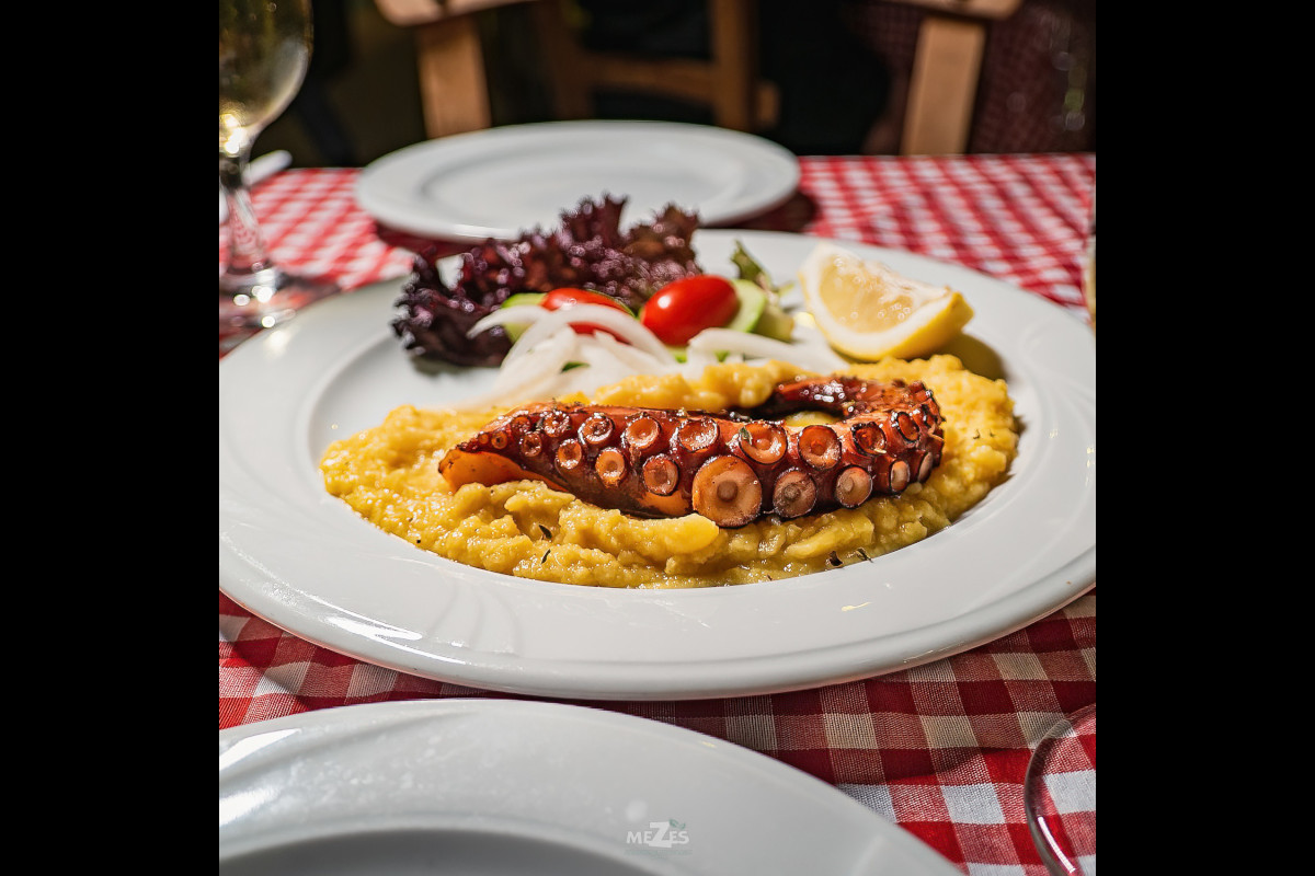 Tuinrestaurant Mezes